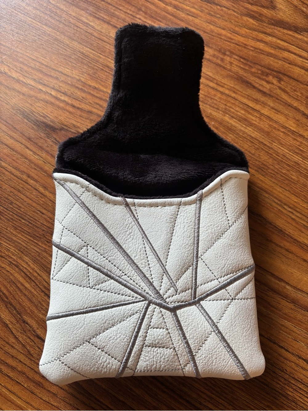 White w/ Silver & Bronze Spider Embroidered Golf Club Square Mallet Putter Cover - Picture 3 of 10